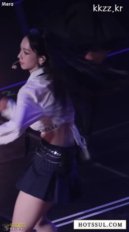 묵직해서 안 내려오는 에스파 카리나 움짤 묵직해서 안 내려오는 에스파 카리나 움짤